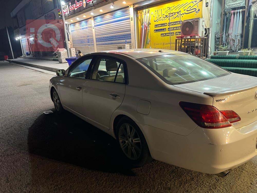 تويوتا أفالون